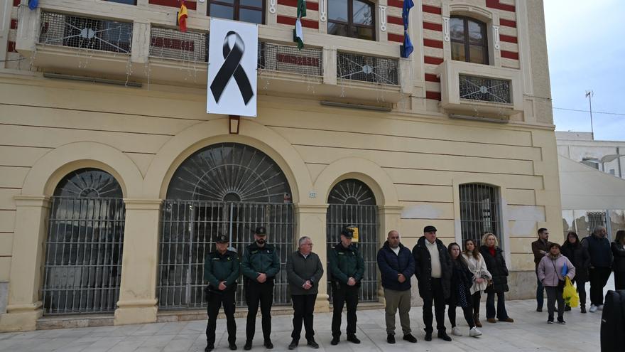 Prisión sin fianza para una madre y su pareja por el asesinato de un niño en Almería