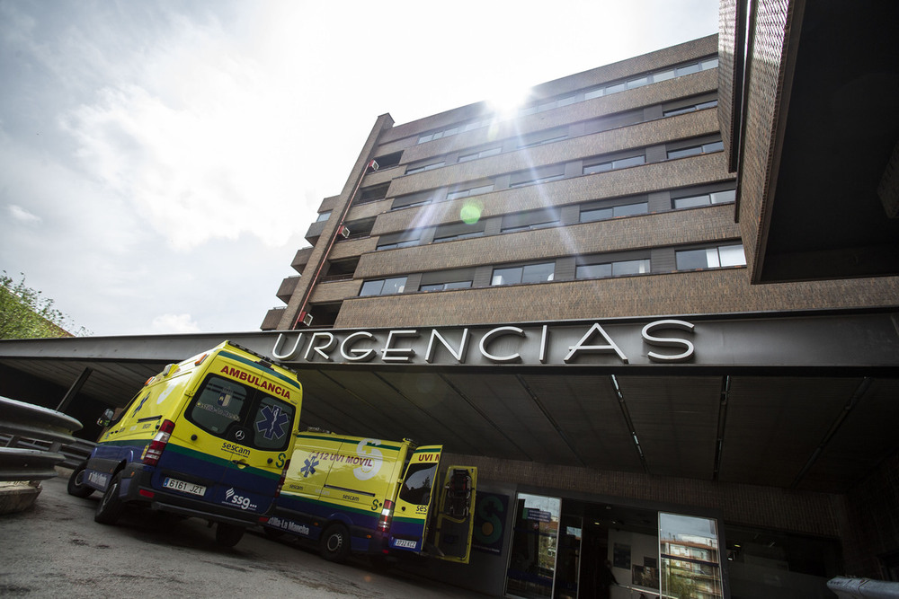 Atropellan a una mujer fuera de un paso de peatones