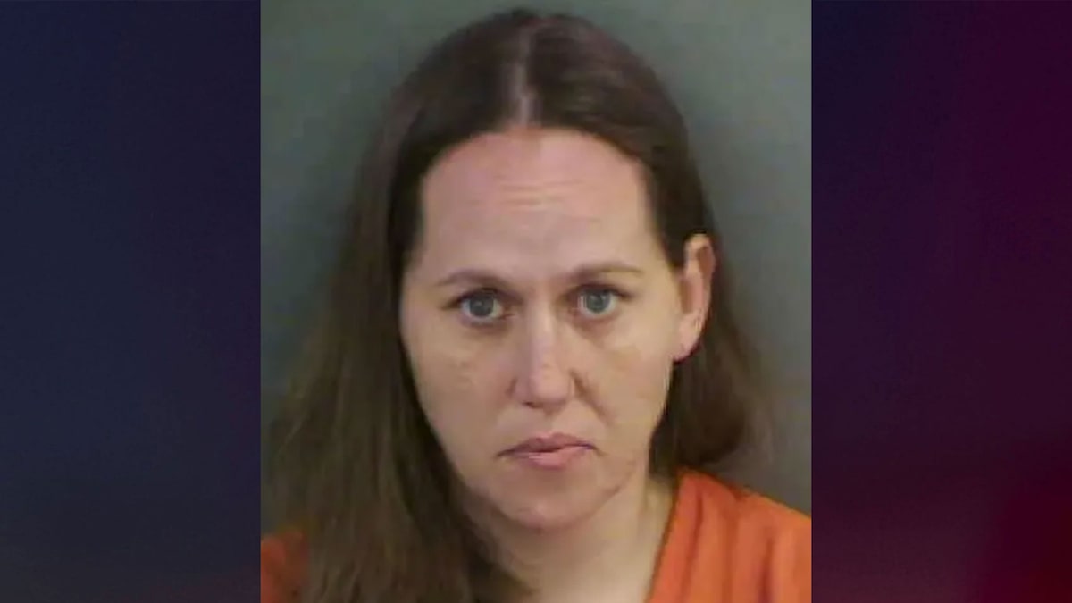 Mujer condenada por asesinato en segundo grado tras golpear a su compañera de cuarto con un micrófono de hierro fundido en Florida