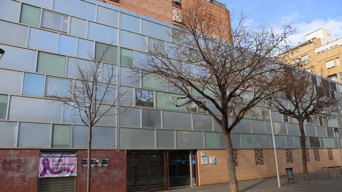 Mujer embarazada denuncia trato discriminatorio en CAP de Cappont por negarse a recibir vacuna de tos ferina