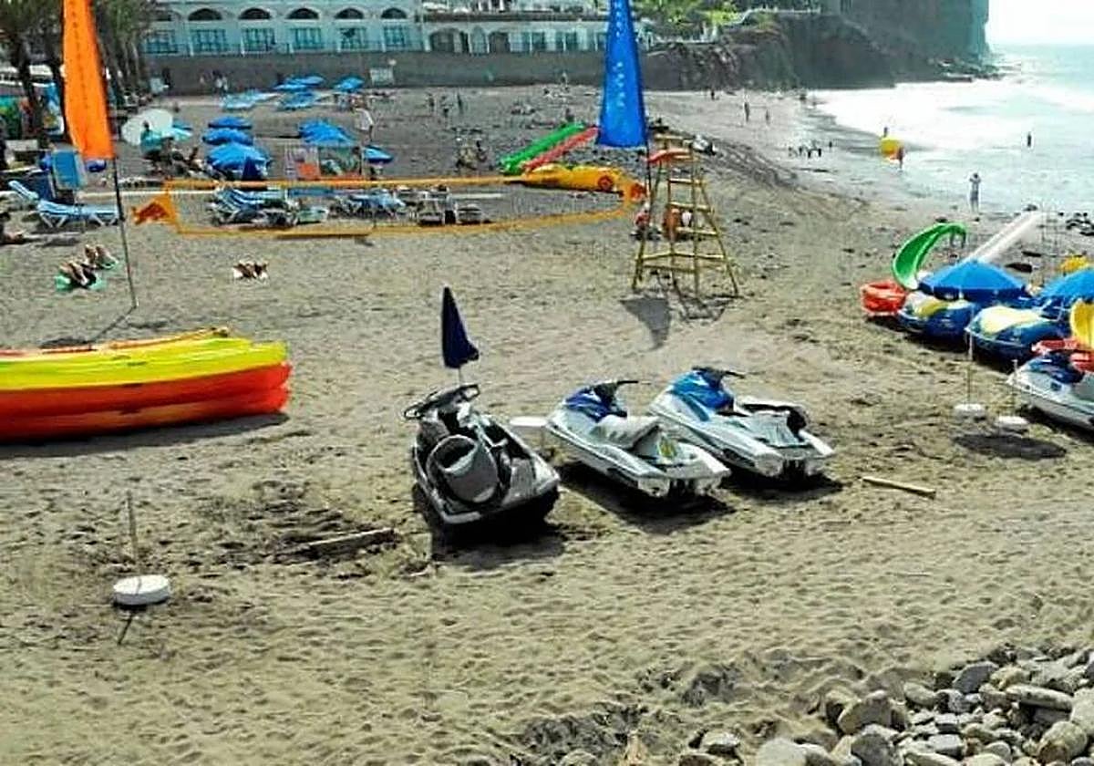 Susto en la costa de Mogán: restacan a dos hombres con síntomas de ahogamiento
