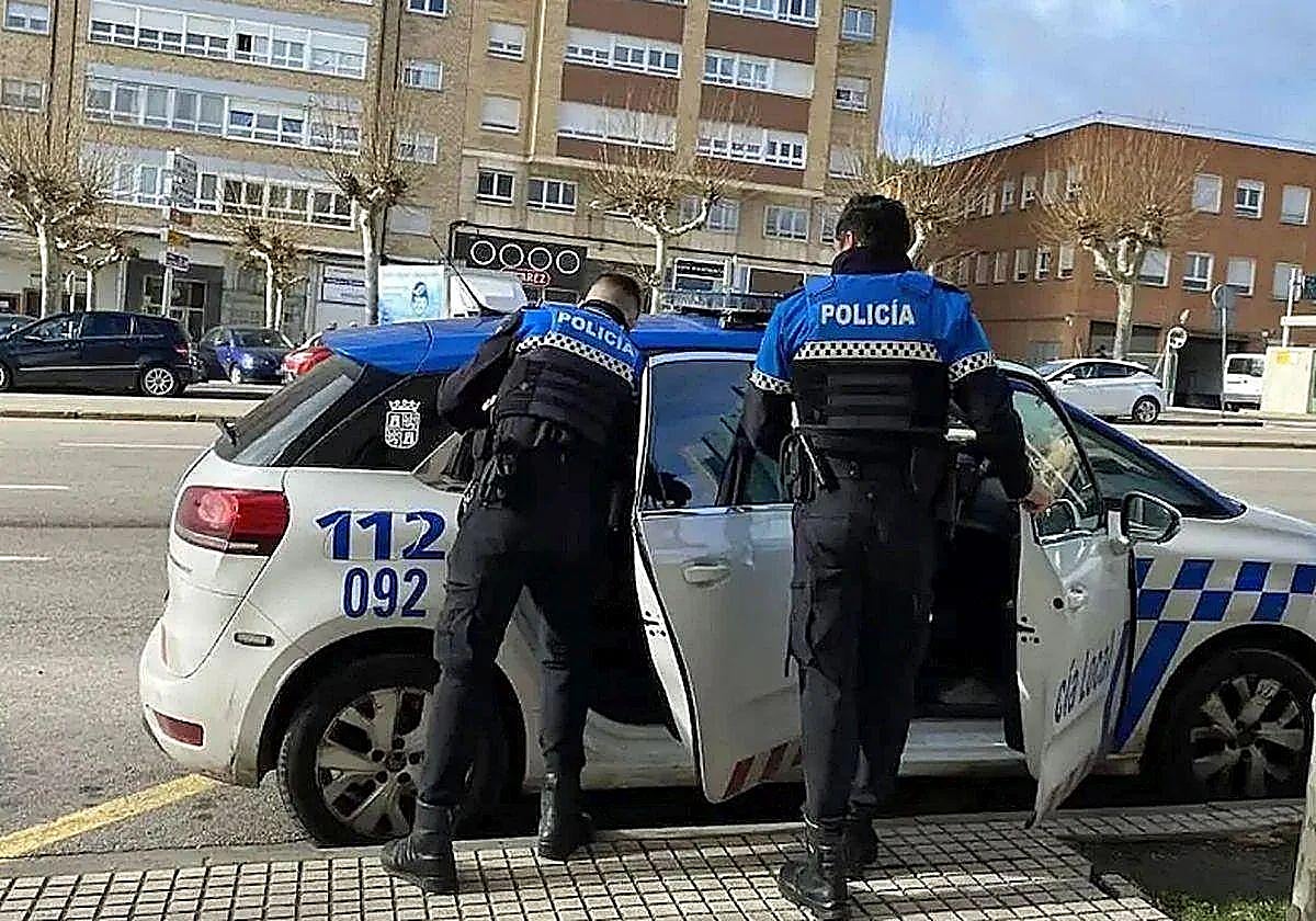 Un policía fuera de servicio salva la vida de un hombre de 91 años en Burgos