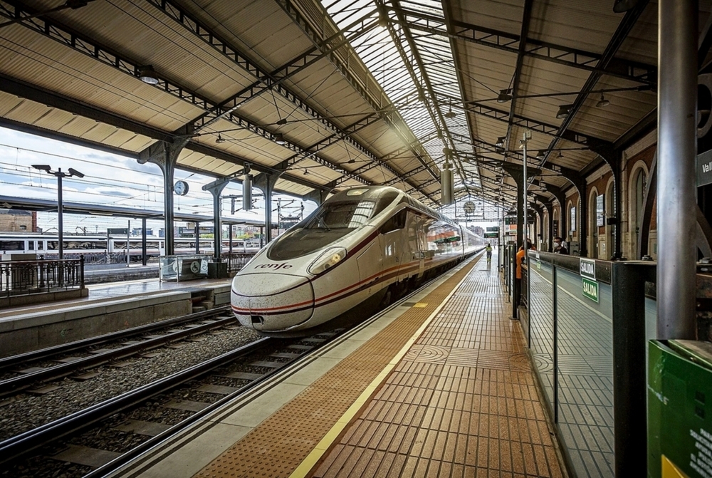 Problemas con los trenes por acumulación de hielo en las vías