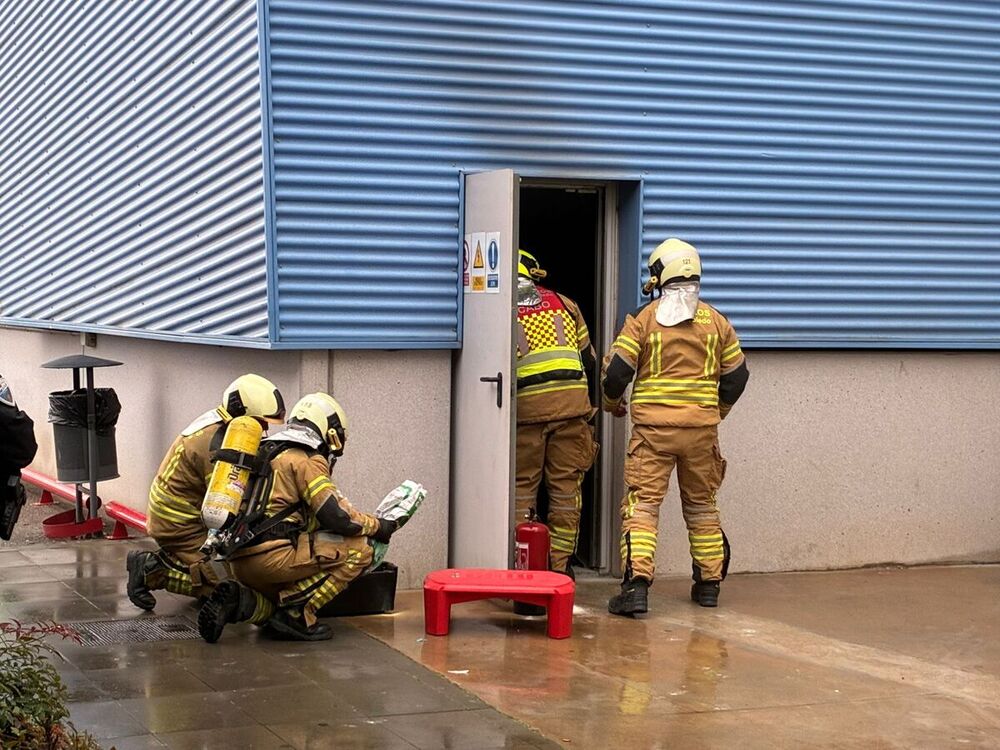 Pequeño susto en el Parque Comercial Abadía por un incendio