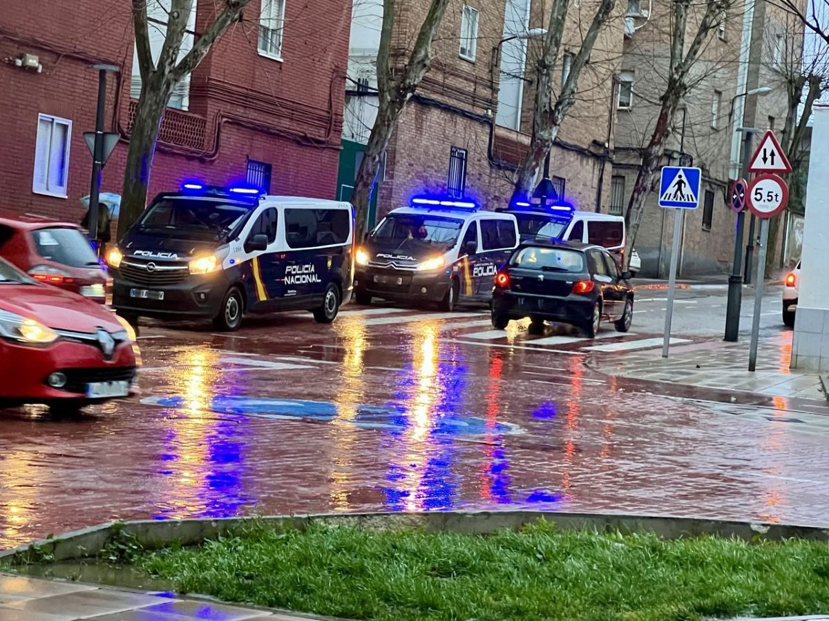 Despliegue policial en manifestación de trabajadores en Puertollano: denuncian política del terror institucional