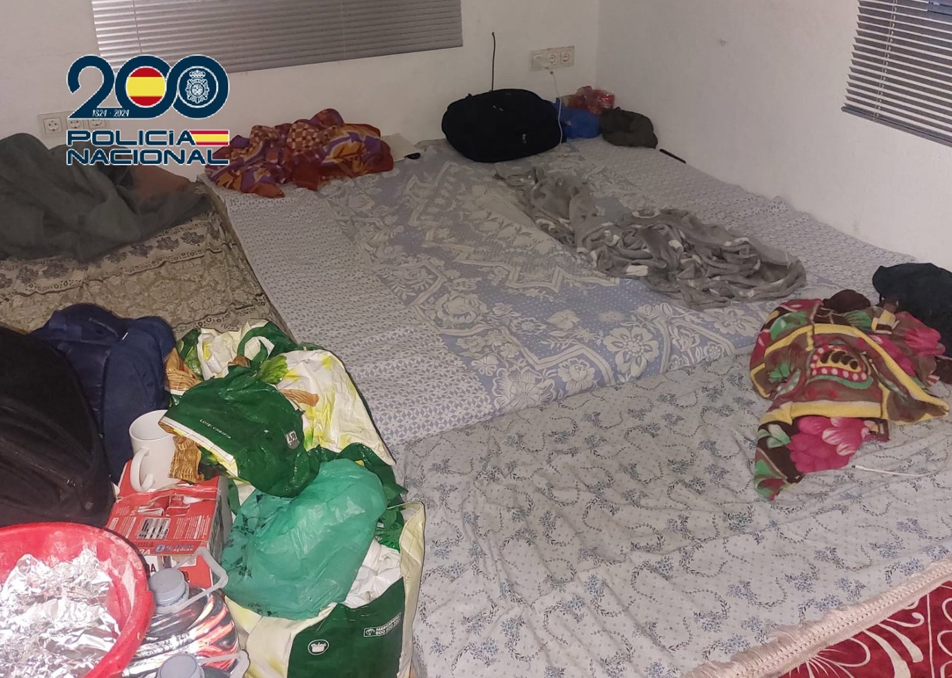 La Policía Nacional detiene a cinco personas por explotar laboralmente a 65 extranjeros en Ulea