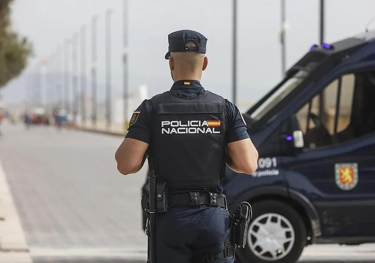 Detenidos dos hombres por tráfico de drogas, amenazas y coacciones en Telde.