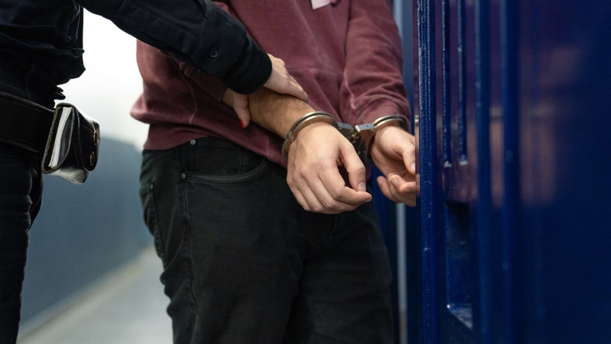 Tres hombres, uno de ellos menor, detenidos por un robo con violencia en un pueblo del Urgell