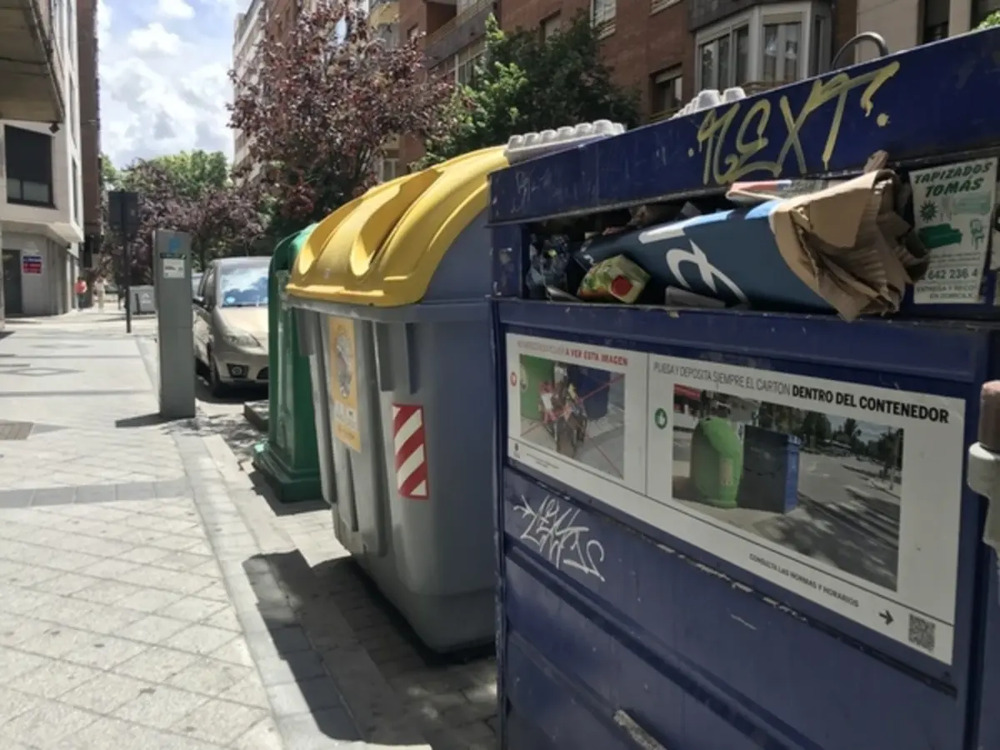 Imputan a un reincidente la quema de 19 contenedores