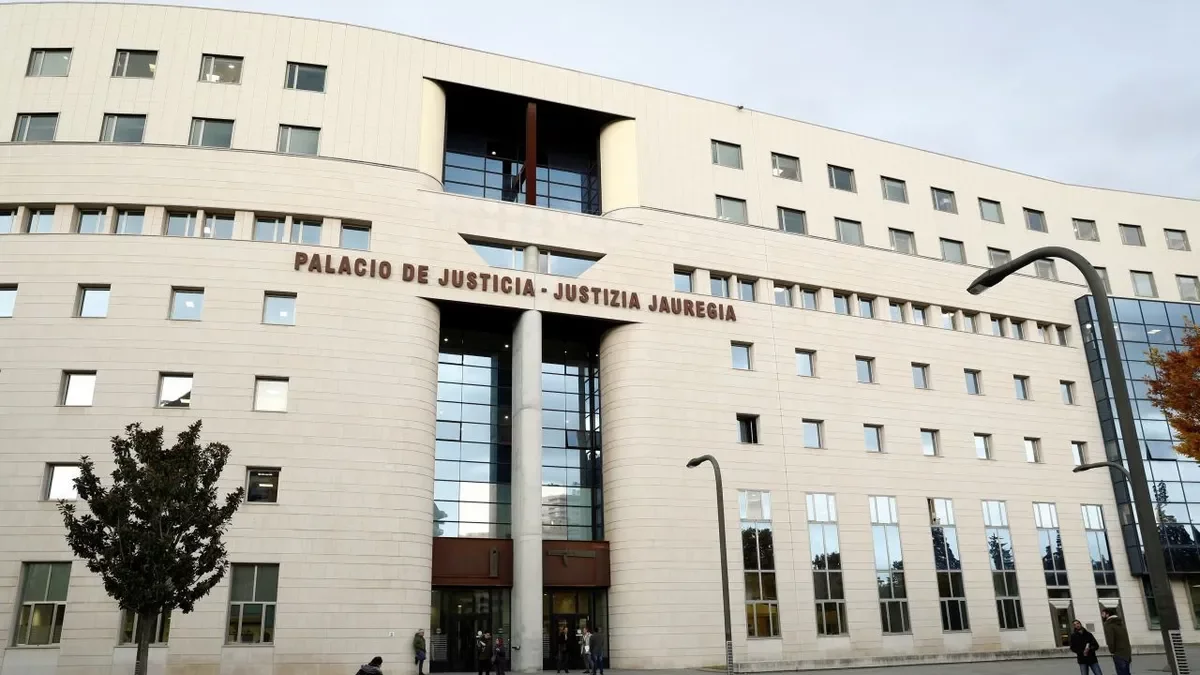 La Audiencia de Navarra ordena investigar la supuesta venta de una niña de 14 años por sus padres