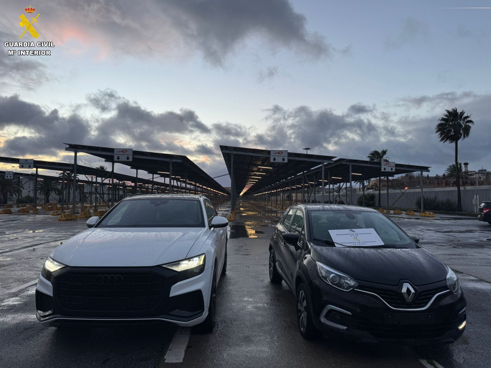 La Guardia Civil intercepta en la frontera dos coches sustraídos en Italia procedentes de Marruecos
