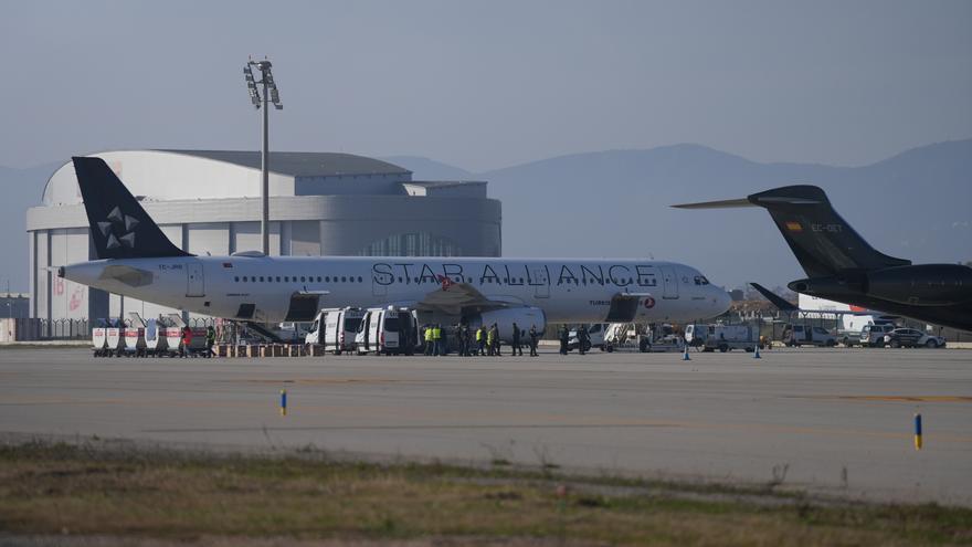 La autoría de la falsa amenaza de bomba en avión de Turkish Airlines será «compleja» de determinar, según fuentes cercanas al caso
