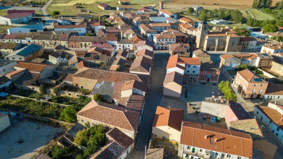 Mujer herida en accidente de tráfico en travesia de Almenar de Soria