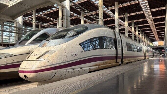 Una rotura de vía reduce la velocidad en la línea Madrid-Barcelona tras el accidente de Adamuz