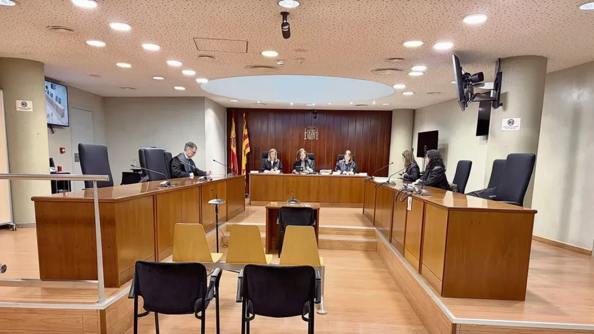 Suspenden el juicio por abusos con chantajes a un migrante
