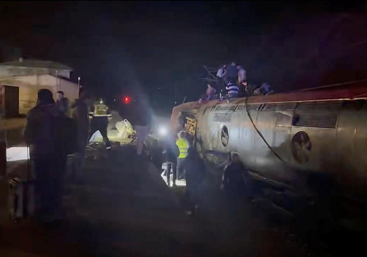 Evacuada una joven de Ronda a la UCI tras el siniestro ferroviario de Adamuz