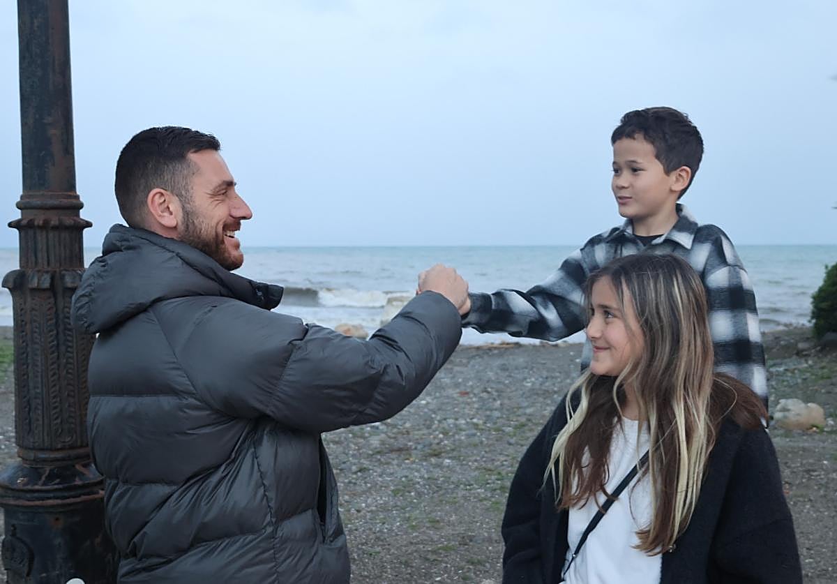 Iván, el 'héroe' que auxilió a dos niños del ataque de un perro en Marbella: «El animal iba a matar»