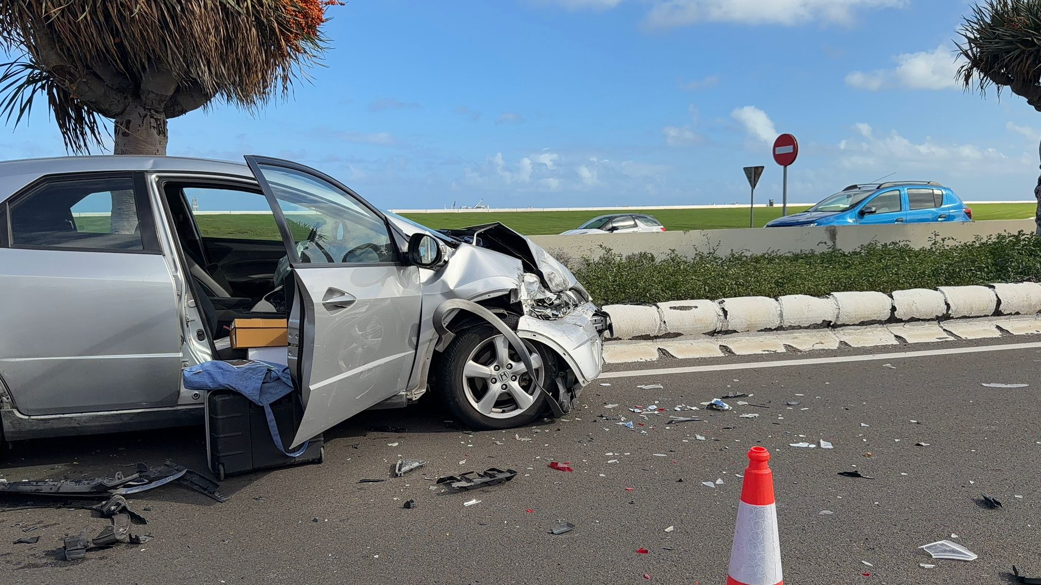 Un accidente en la GC‑1 colapsa el tráfico a la altura del túnel de San José, en Las Palmas de Gran Canaria