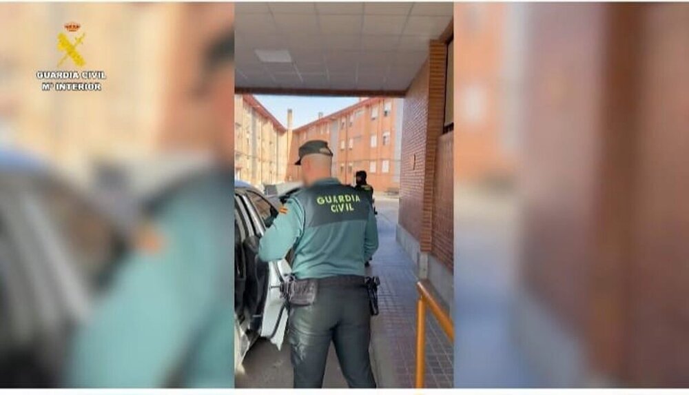 Roba en un comercio en Tordesillas y se esconde en un armario