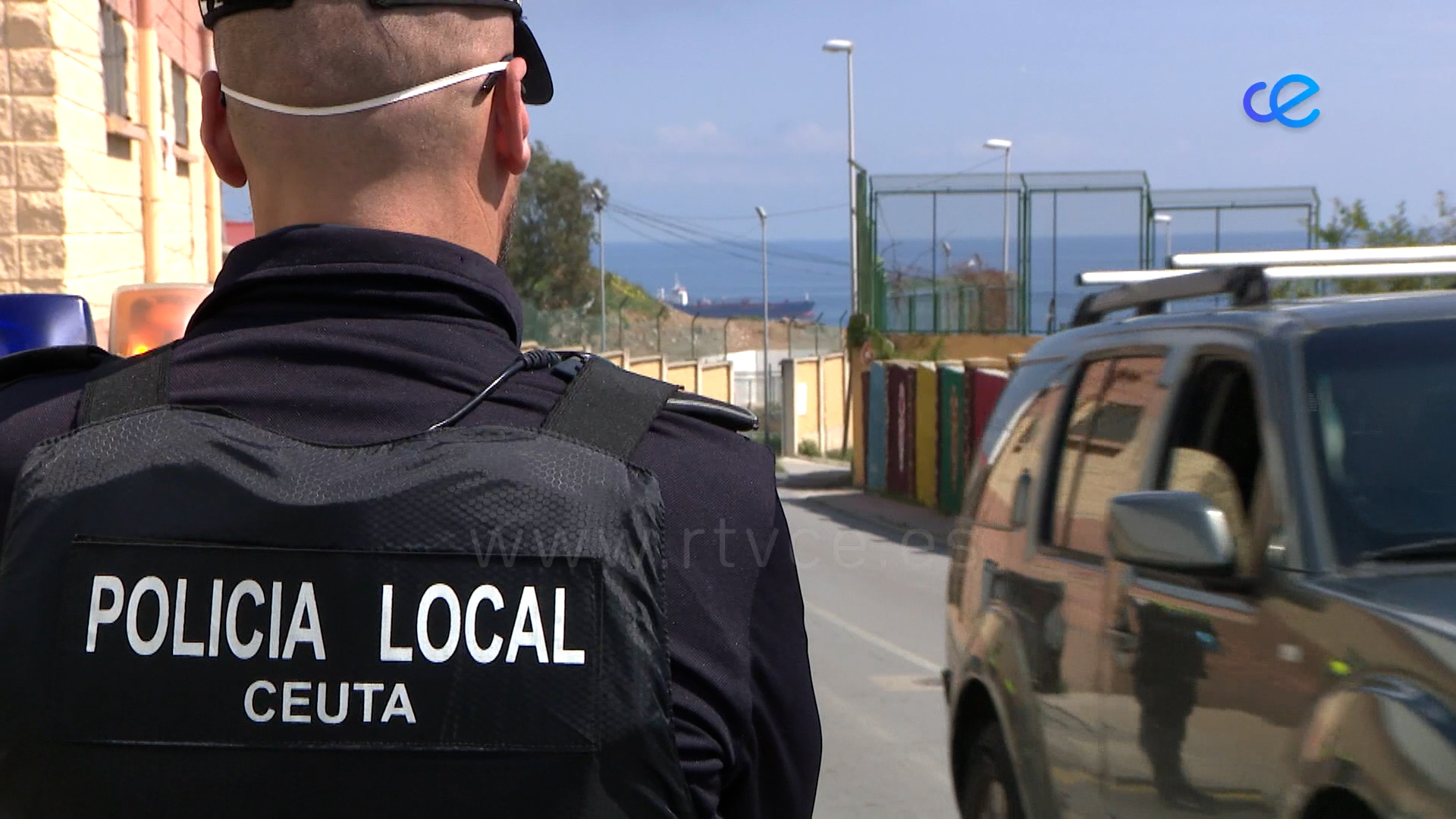 La Policía Local se incauta de 249,2 kilogramos de hachís en las escolleras de la explanada de Poniente