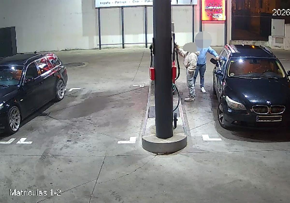 Detenida una pareja en Logroño por echar gasolina con una tarjeta robada