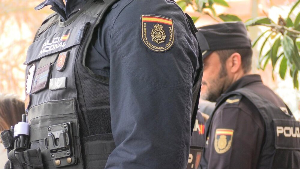 Tres detenidos por robar patinetes a punta de navaja