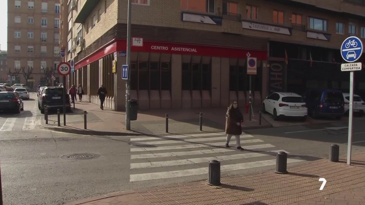 Dos varones detenidos tras pelea multitudinaria en el centro de Murcia