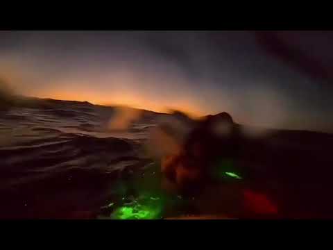 Dramático rescate de tripulantes de velero a la deriva en aguas de Huelva