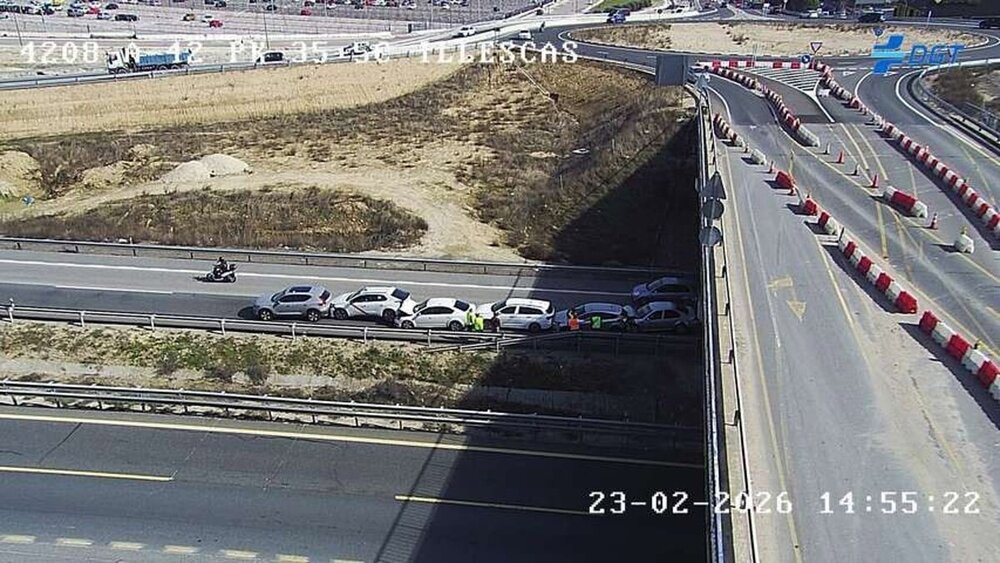 Grave accidente en la A-42: seis vehículos involucrados y un herido