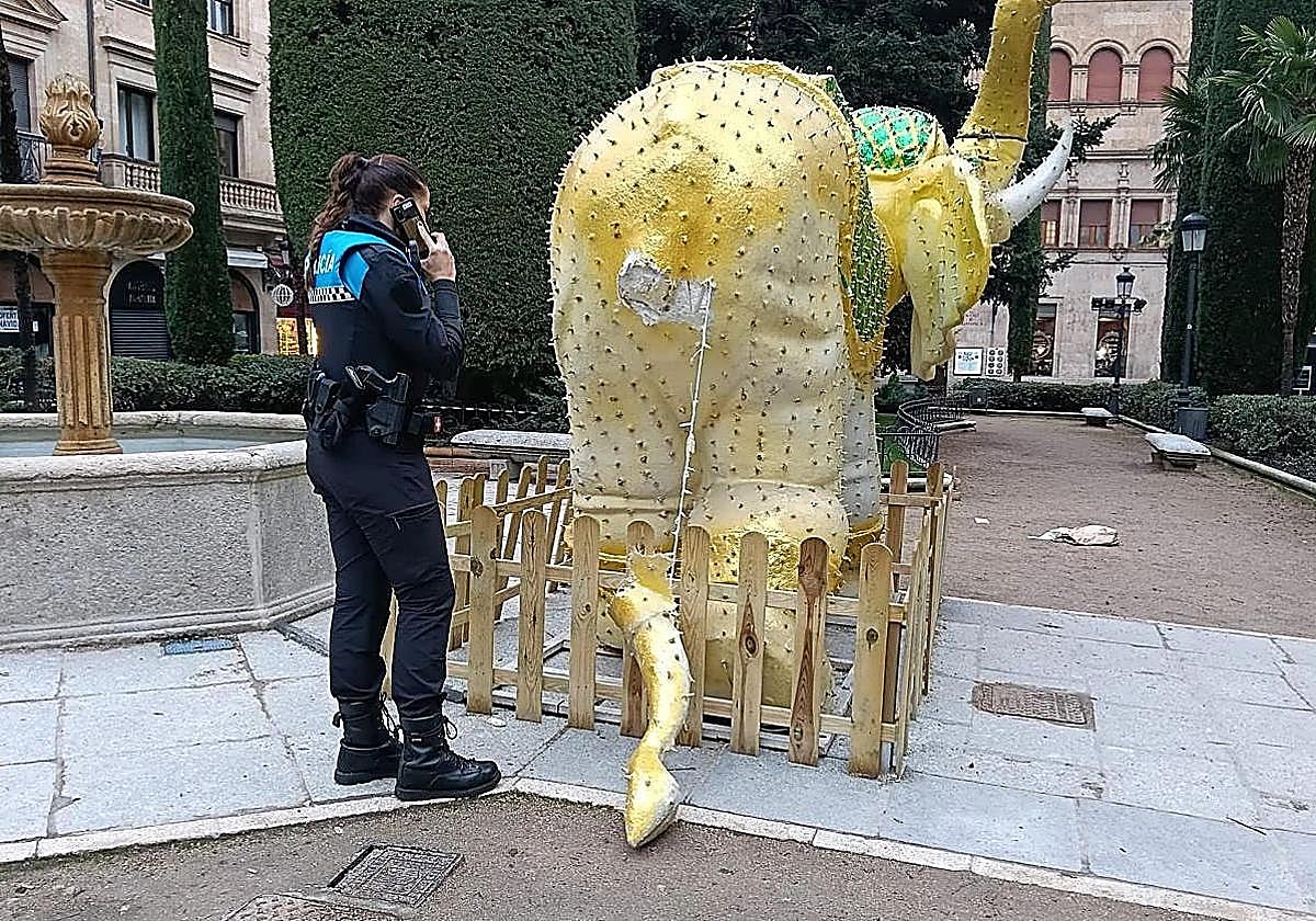 Identificado autor de acto vandálico en la plaza de la Libertad de Salamanca