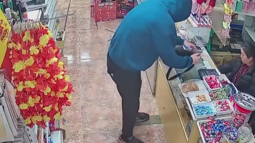 Intentan atracar un supermercado de Puebla de Soto y huyen con unas monedas que pierden al escapar