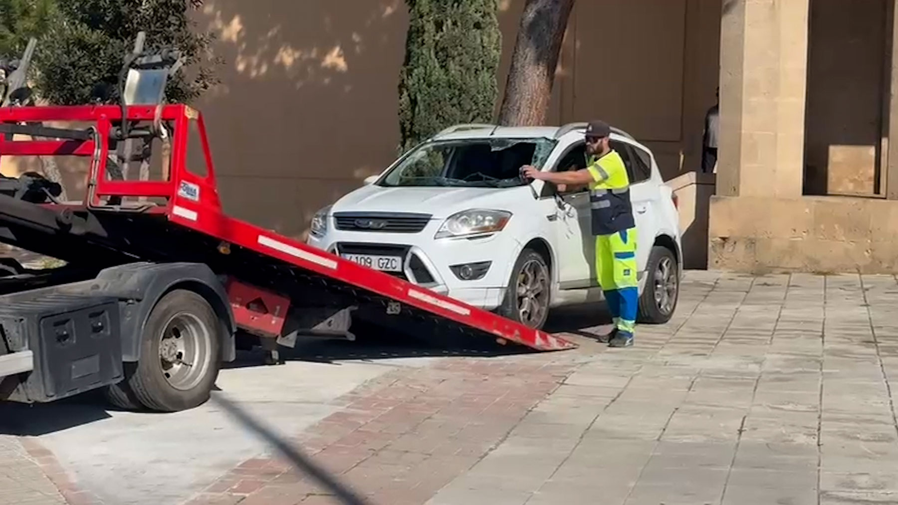 Investigan accidente de tráfico con tres turismos implicados en Palma de Mallorca