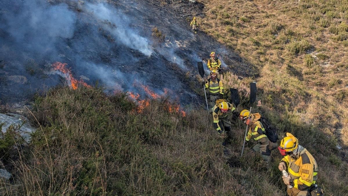 Las Brif de Tabuyo se desplazan a Asturias para combatir un incendio en Cangas de Onís.