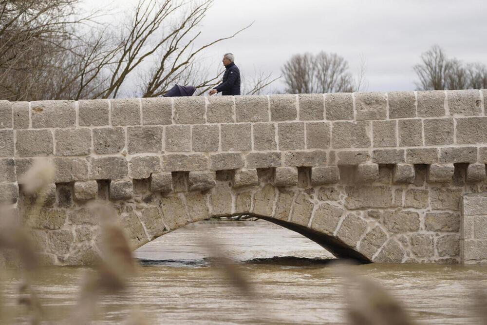 Los 78 vecinos evacuados de Puente Duero vuelven a sus casas