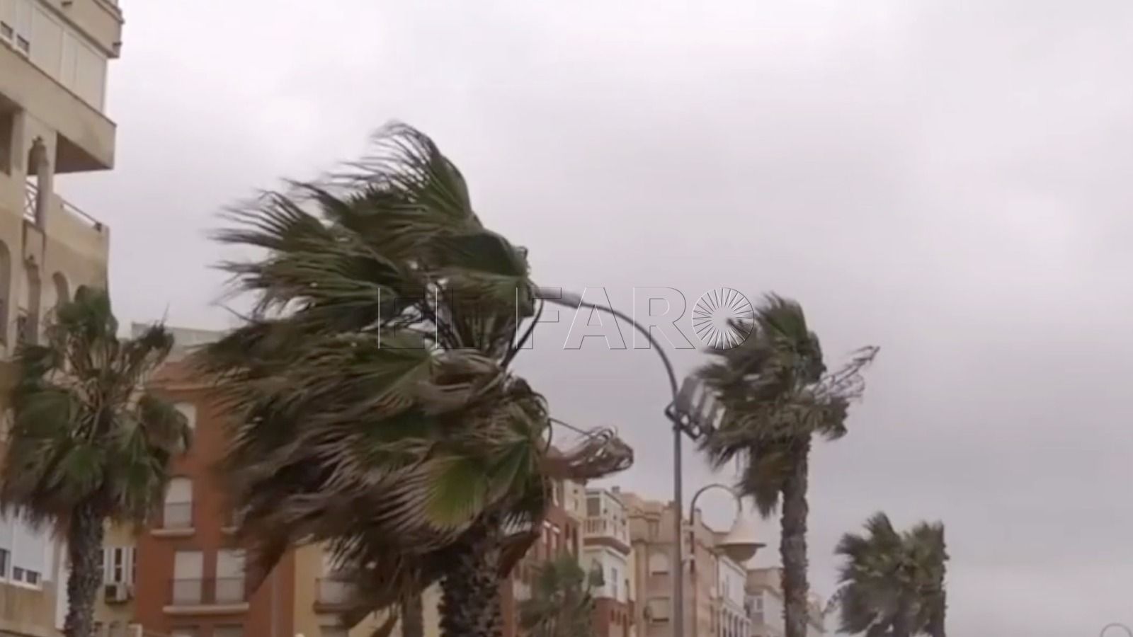 Melilla en alerta por fuertes vientos y lluvias debido a una borrasca
