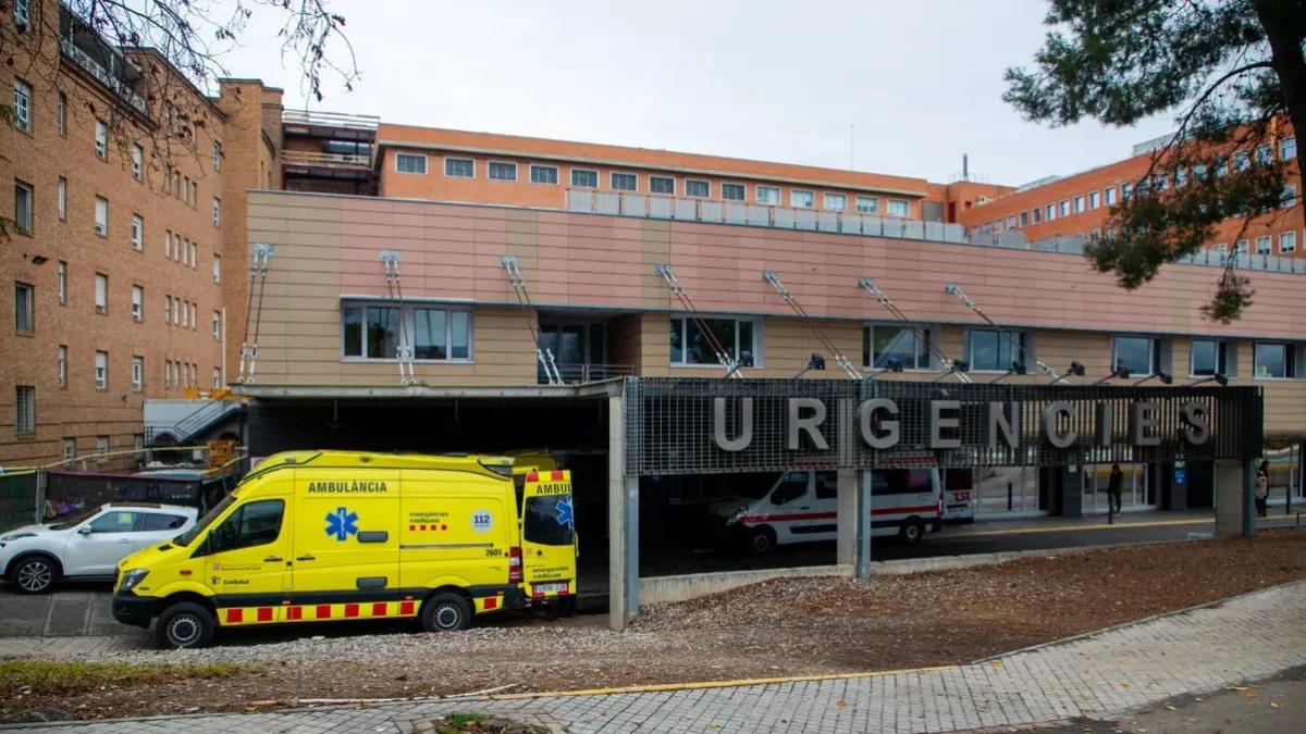 Un motorista herido en una colisión con un coche en Lleida ciudad
