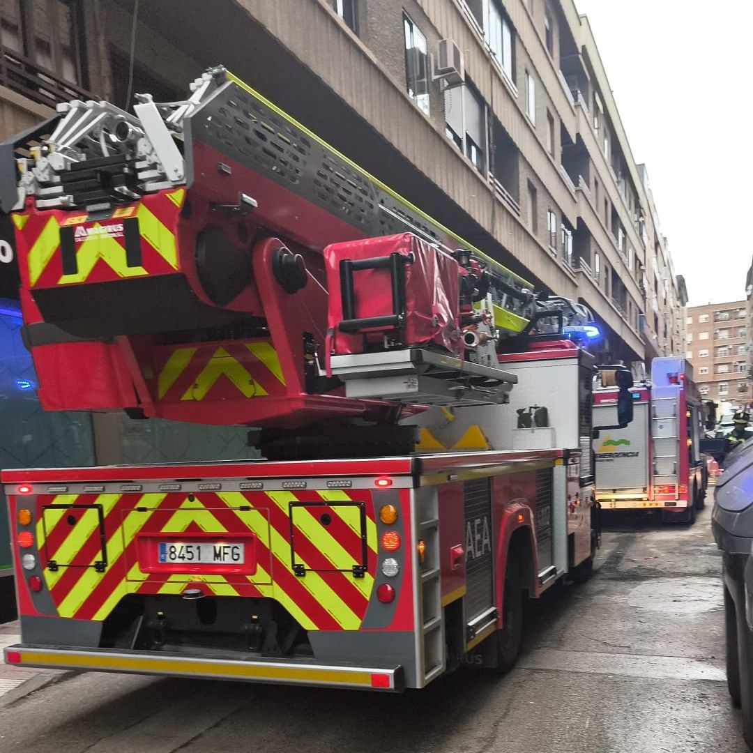 Mujer atrapada en su piso con la llave puesta: Intervención de Bomberos y Policía en Puertollano.