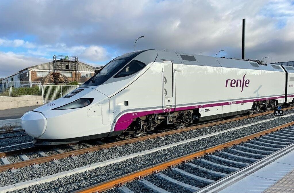 El tren de las 08.00 horas de Huelva-Madrid sustituido por un autobús por falta de maquinistas