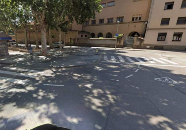 Tragedia en Vic: un hombre de 92 años muere atropellado en la plaza de la Divina Pastora