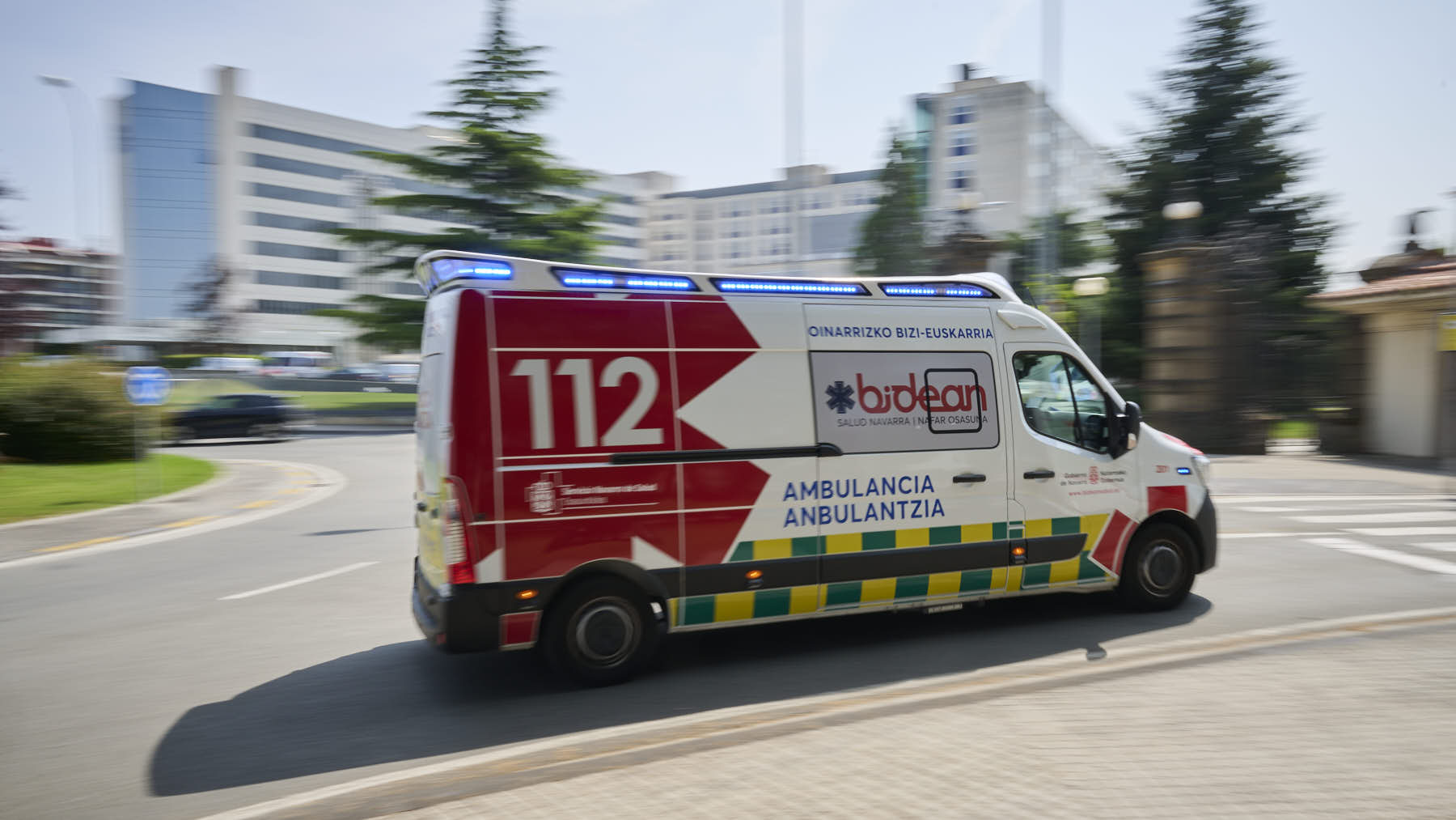Atropello a primera hora en una calle de Pamplona: una peatona de 32 años trasladada al hospital