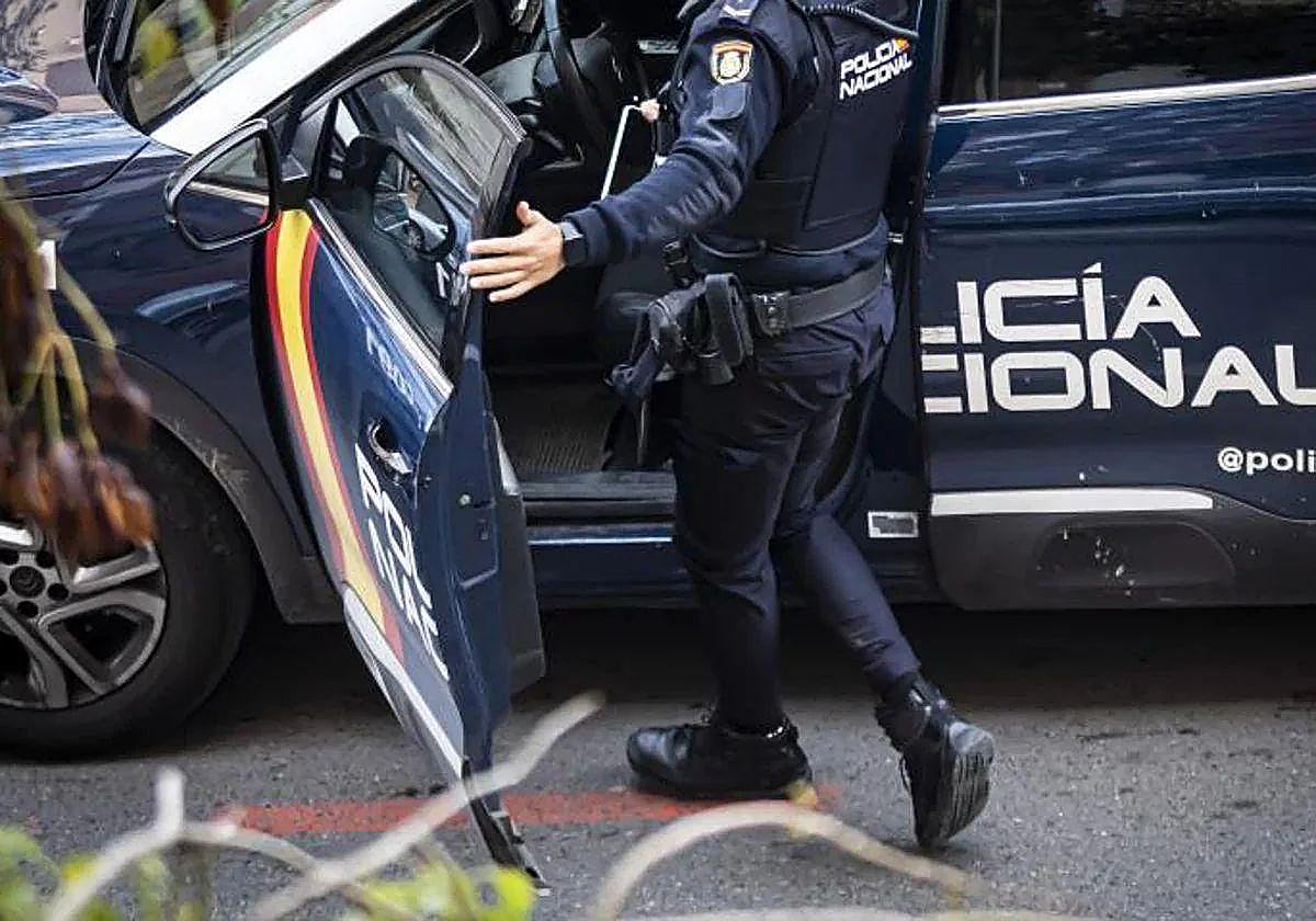 Un ladrón deja en coma y con un cuchillo incrustado en la cabeza a un hombre que lo pilló robando en su coche en Guadalmar