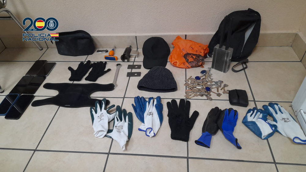 Cinco detenidos por un robo con fuerza en ZocoEuropa