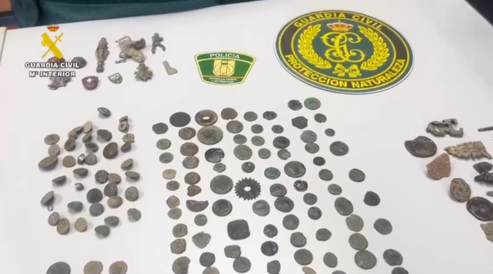 Investigado por intentar vender piezas artísticas sin declarar