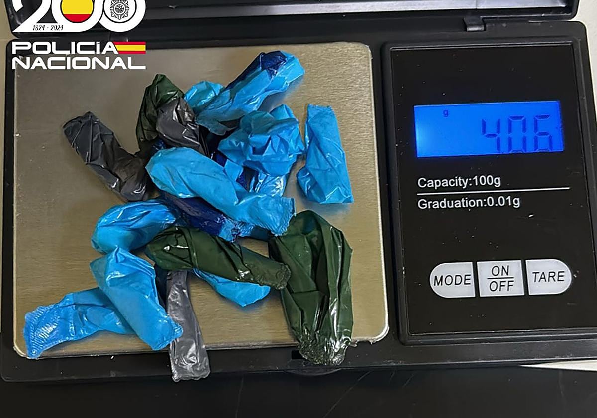Detenido en Burgos al ser pillado en plena venta de cocaína en el coche