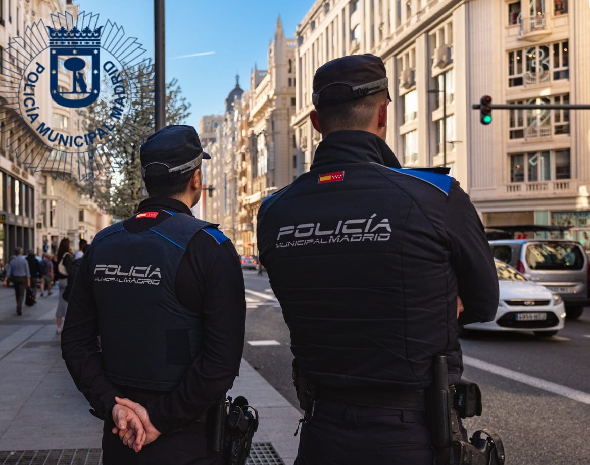 Cuatro detenidos por vender droga en un domicilio de Villa de Vallecas
