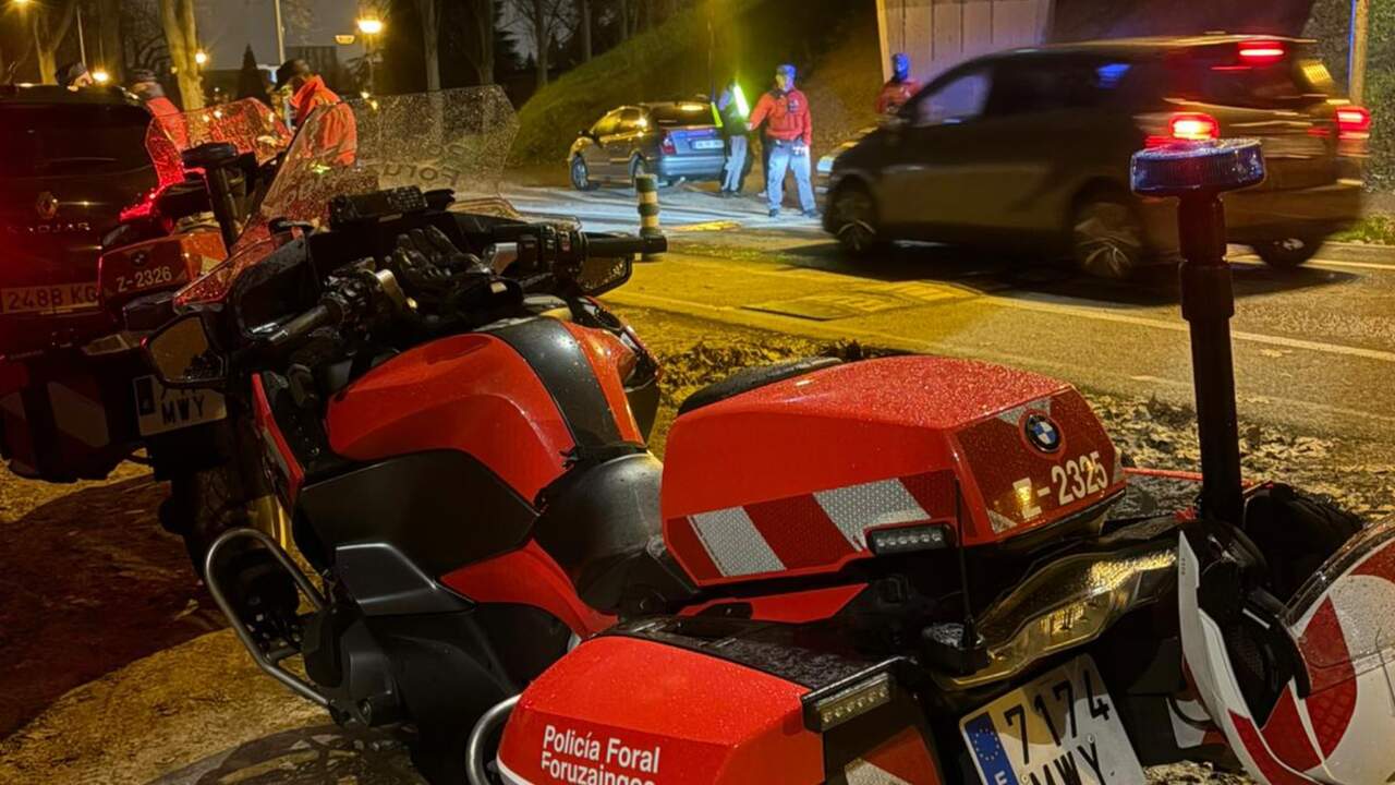 Noche de tensión en Sarriguren por la fuga de un conductor temerario que pone en peligro a peatones y coches
