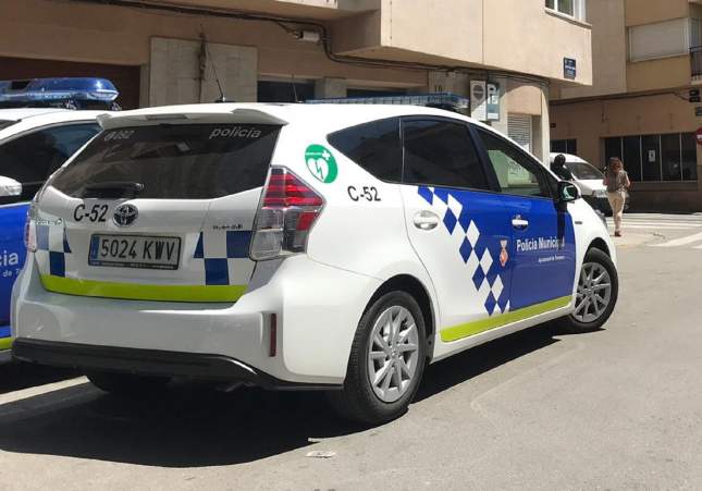 Amenaza de muerte a varias personas a punta de navaja en una pelea en medio de la calle en Terrassa