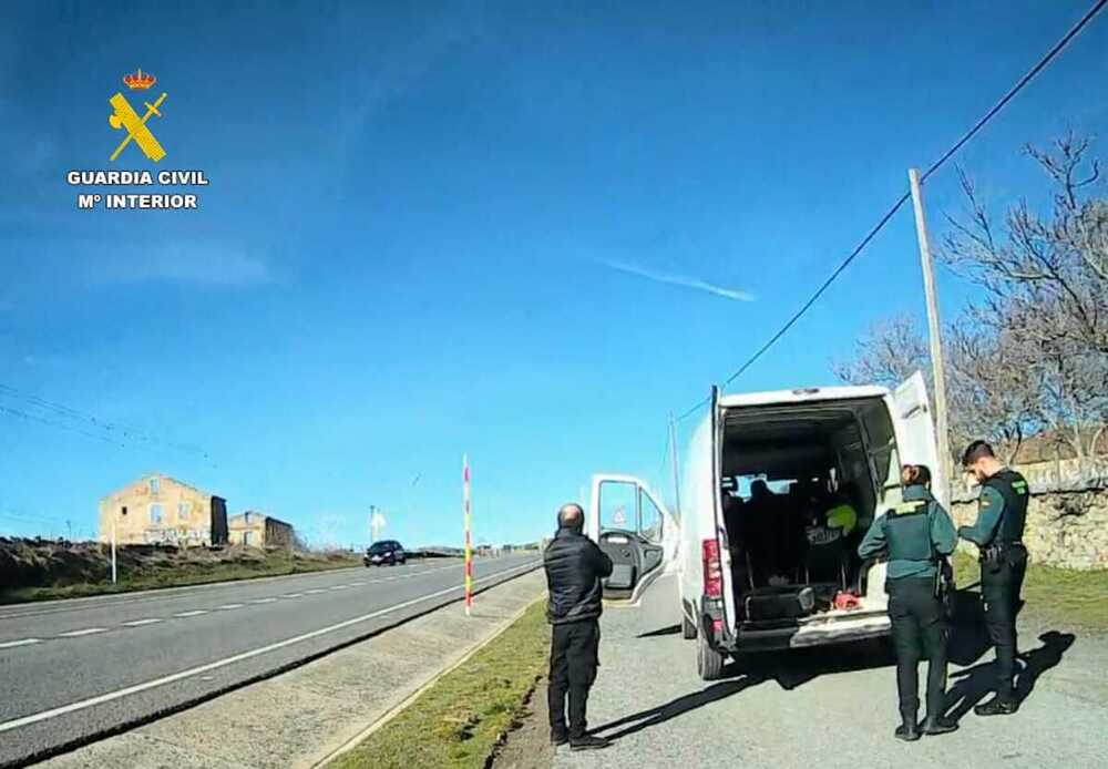 Dos detenidos por el robo de 19 placas solares en una empresa