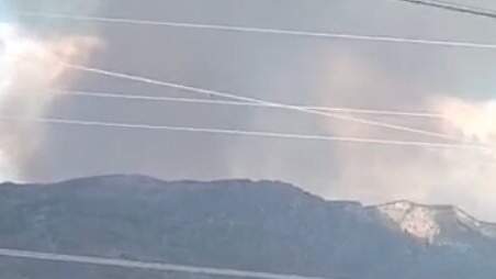 Devastador incendio forestal en Sierra Espuña, en el Llano de las Cabras, Totana: autoridades luchan contra las llamas