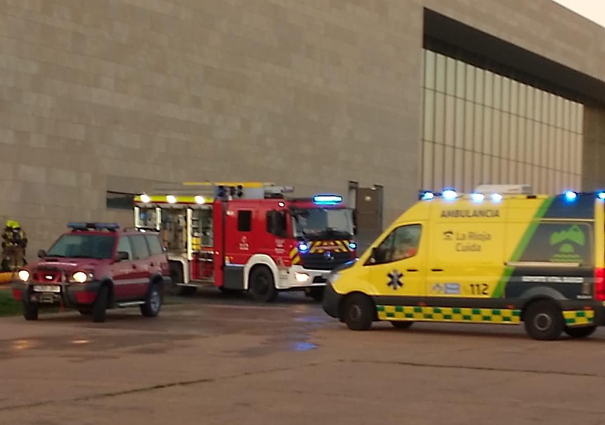 Extinguido un incendio en un almacén del Riojafórum de Logroño